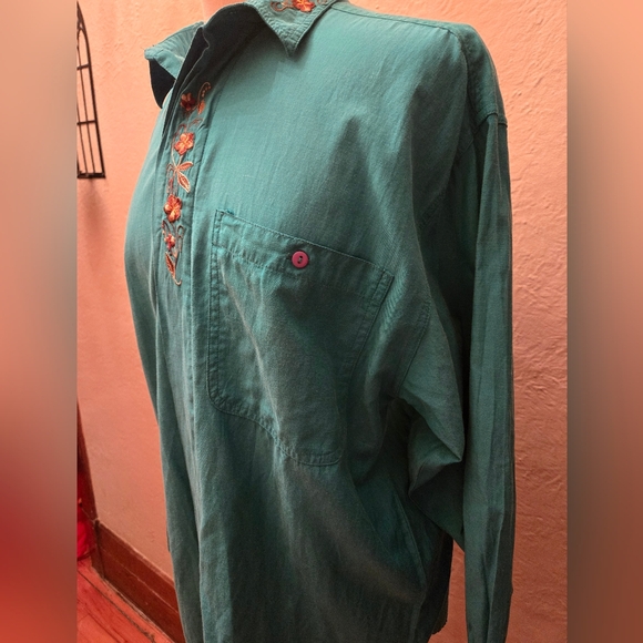 Vintage Gap Silk Blend Embroidered Button Up Shirt Teal - Picture 5 of 11
